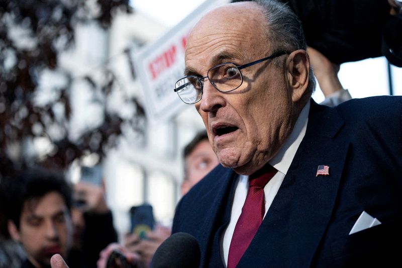 &copy; Reuters. FILE PHOTO: Former New York Mayor Rudy Giuliani departs the U.S. District Courthouse after he was ordered to pay $148 million in his defamation case in Washington, U.S., December 15, 2023.  REUTERS/Bonnie Cash/File Photo