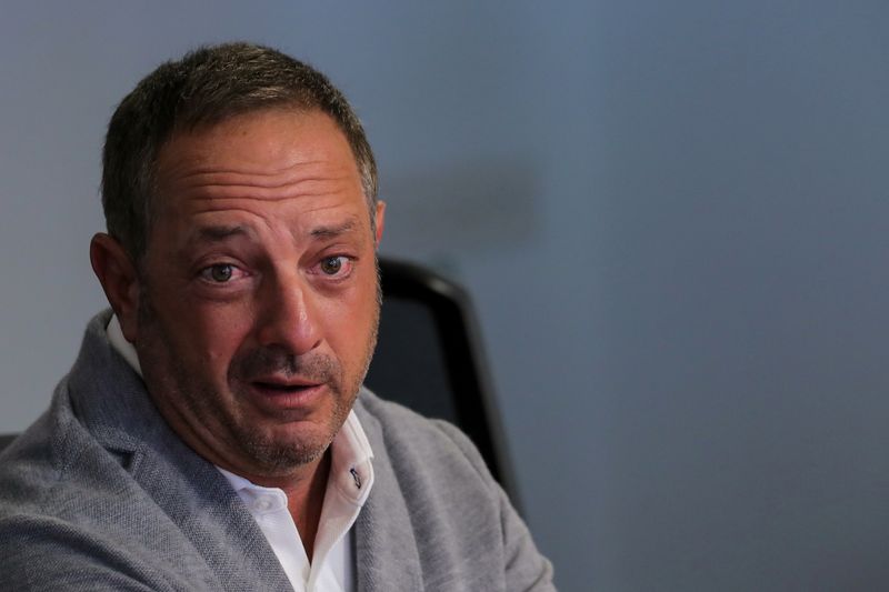 © Reuters. FILE PHOTO: Andrew Left, the founder of Citron Research, speaks during the Reuters Global Investment 2019 Outlook Summit, in New York, U.S., November 12, 2018. REUTERS/Brendan McDermid/File Photo