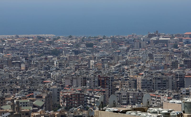 &copy; Reuters. FILE PHOTO: A view of Beirut's southern suburbs, as seen from Baabda, Lebanon July 28, 2024. REUTERS/Mohamed Azakir/File Photo