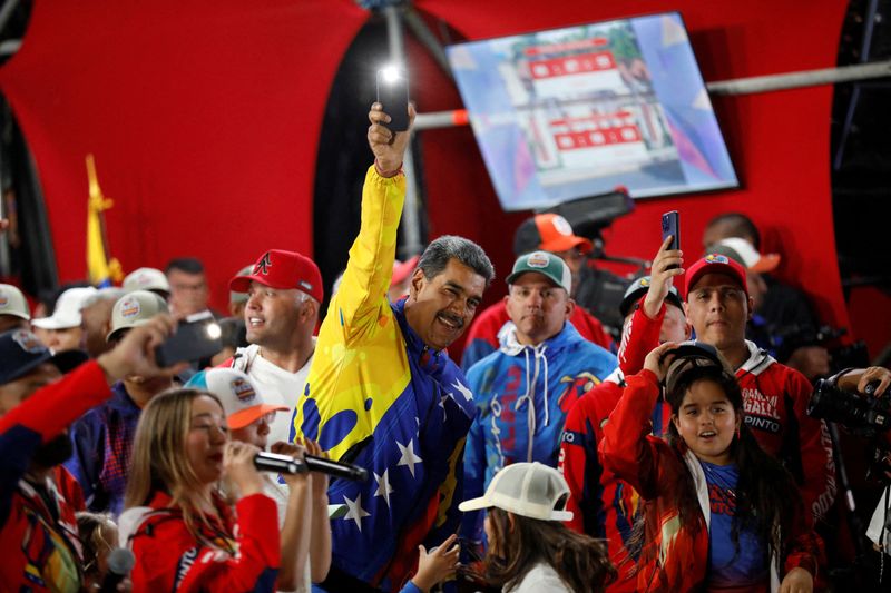 © Reuters. Venezuelan President Nicolas Maduro celebrates after the presidential election in Caracas, Venezuela July 29, 2024. REUTERS/Fausto Torrealba 