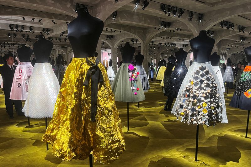 &copy; Reuters. FILE PHOTO: Creations by Prada are displayed at the Pradasphere II, a public exhibition by the brand, during a preview event in Shanghai, China December 6, 2023. REUTERS/Casey Hall/File Photo