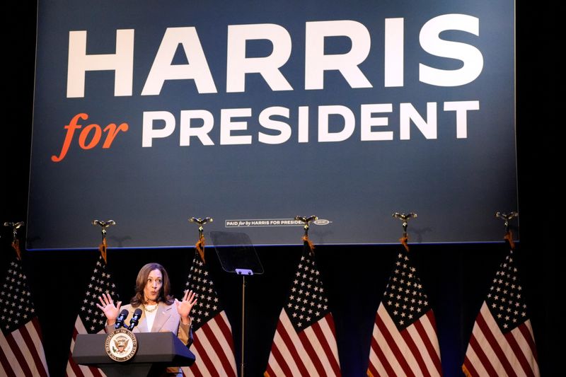 &copy; Reuters. FILE PHOTO: U.S. Vice President Kamala Harris delivers remarks at a campaign event in Pittsfield, Mass., U.S.,  July 27, 2024.  Stephanie Scarbrough/Pool via REUTERS/File Photo