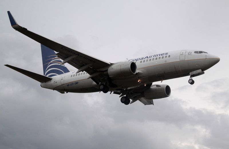 © Reuters. FILE PHOTO: Copa Airlines plane lands at the Tocumen International airport in Panama City Panama April 12, 2018. REUTERS/Carlos Lemos/File Photo