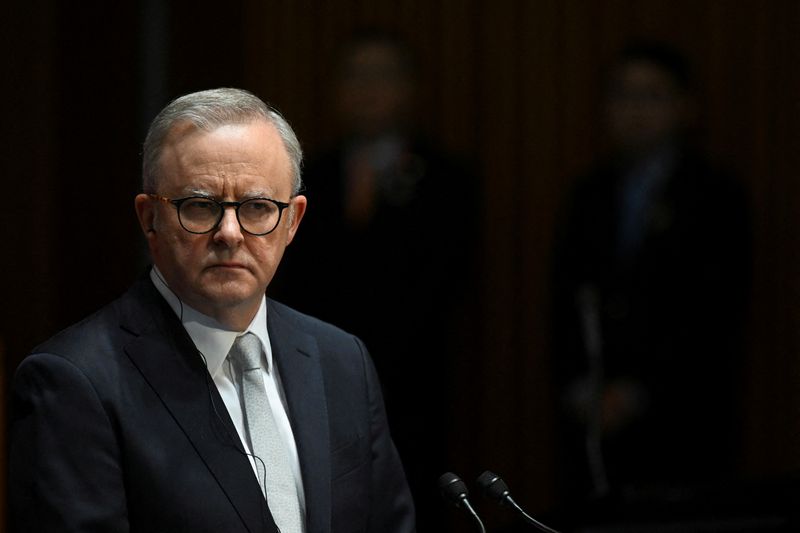 &copy; Reuters. FILE PHOTO: Australian Prime Minister Anthony Albanese speaks to the media during a signing ceremony at the Australian Parliament House in Canberra, Australia, June 17, 2024. Lukas Coch/Pool via REUTERS/File Photo