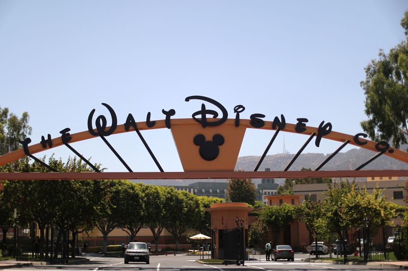 &copy; Reuters. FILE PHOTO: The entrance to Walt Disney studios is seen in Burbank, California, U.S. August 6, 2018. REUTERS/Lucy Nicholson/File Photo