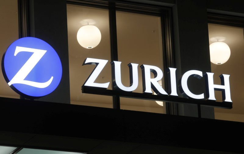 &copy; Reuters. Il logo di Zurich Insurance nella sede centrale di Zurigo, Svizzera, 13 gennaio 2022. REUTERS/Arnd Wiegmann/Foto d'archivio