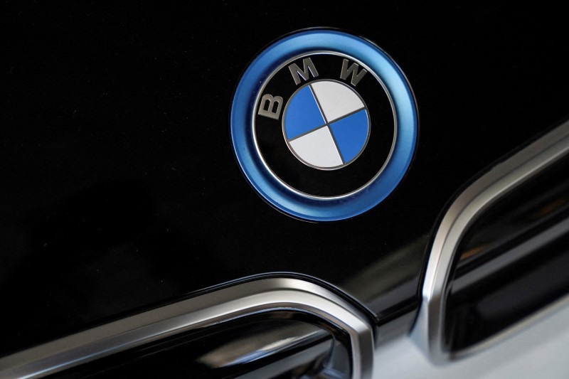 &copy; Reuters. FILE PHOTO: A BMW car logo is displayed during a media tour at the plant of German automaker BMW in San Luis Potosi, Mexico, February 3, 2023. REUTERS/Toya Sarno Jordan/File Photo