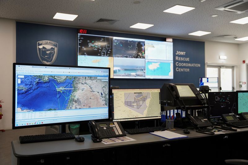 &copy; Reuters. A view of the Joint Rescue Coordination Center "Zenon" control room, as preparations are underway for possible evacuations amid rising tensions in the Middle East, in Larnaca, Cyprus, August 8, 2024. REUTERS/Marinos Meletiou