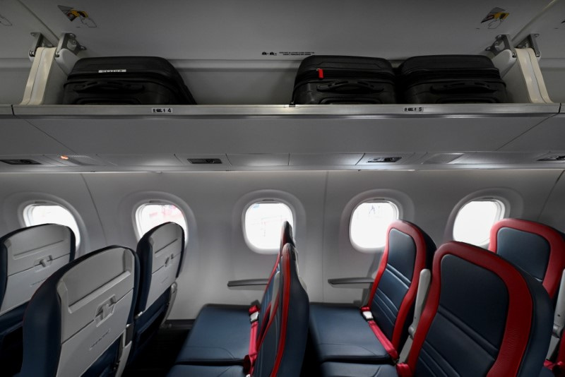 &copy; Reuters. The interior of the Embraer E190-E2 is seen at the Singapore Airshow in Singapore, February 16, 2022. REUTERS/Caroline Chia/File Photo