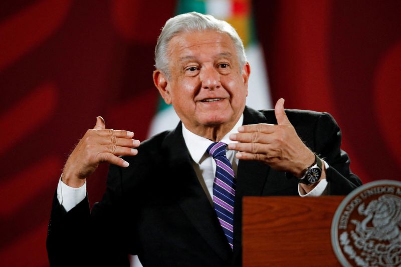 © Reuters. FILE PHOTO: Mexican President Andres Manuel Lopez Obrador gestures during a news conference at the National Palace in Mexico City, Mexico April 11, 2022. REUTERS/Gustavo Graf/File Photo