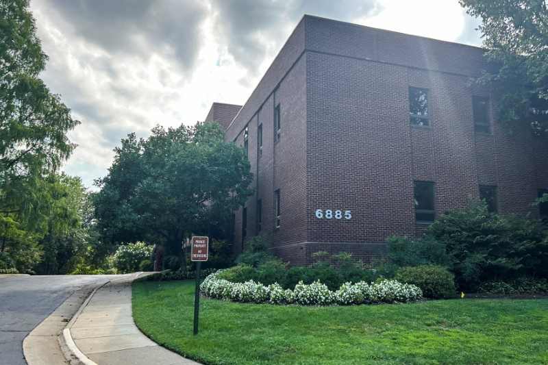 © Reuters. FILE PHOTO: A general view shows the Mars Inc. global headquarters in McLean, Virginia, U.S., August 10, 2024. REUTERS/Abigail Summerville/File Photo