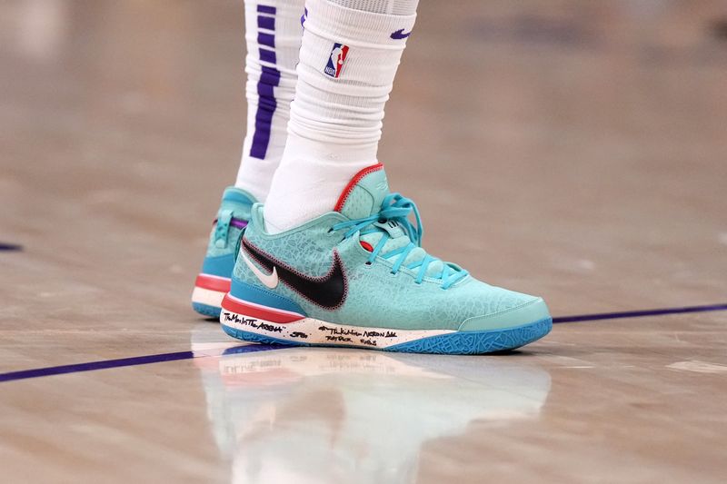 &copy; Reuters. FILE PHOTO: May 8, 2023; Los Angeles, California, USA; The Nike LeBron XX shoes worn by Los Angeles Lakers forward LeBron James (6) during game four of the 2023 NBA playoffs against the Golden State Warriors at Crypto.com Arena. Mandatory Credit: Kirby Le