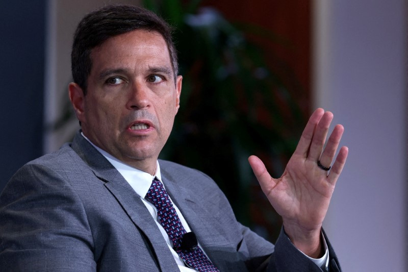 © Reuters. FILE PHOTO: Brazil's central bank Governor Roberto Campos Neto, speaks at the ReutersNEXT Newsmaker event in New York City, New York, U.S., November 9, 2023. REUTERS/Brendan McDermid/File Photo