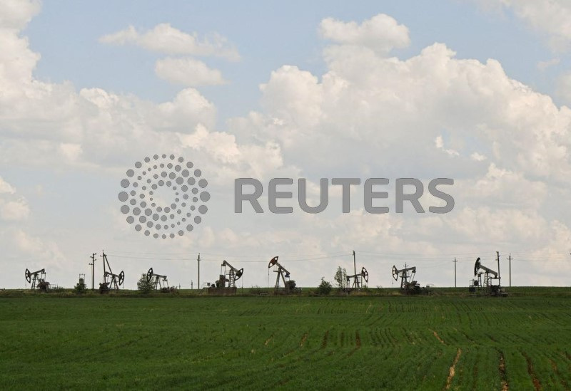 &copy; Reuters. Bombas de petróleo do lado de fora de Almetyevsk, na República do Tartaristão, Rússian04/06/2023nREUTERS/Alexander Manzyuk