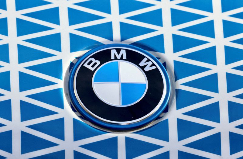 BMW recalls over 720,000 cars over short circuit concern, NHTSA says