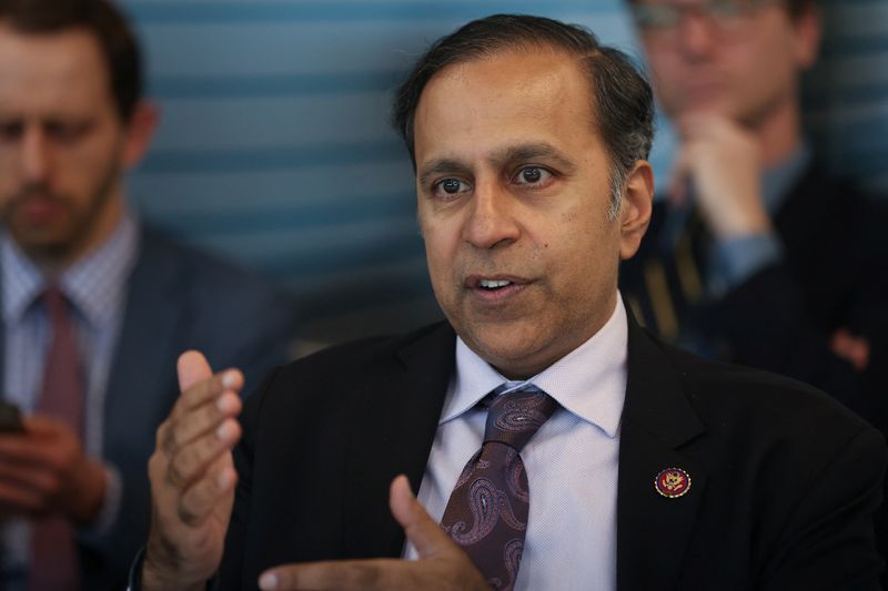 © Reuters. Raja Krishnamoorthi (D-IL), Ranking Member of the House Select Committee on Strategic Competition between the United States and the Chinese Communist Party asks a question in Boston, Massachusetts, U.S., February 12, 2024. REUTERS/Reba Saldanha/File Photo