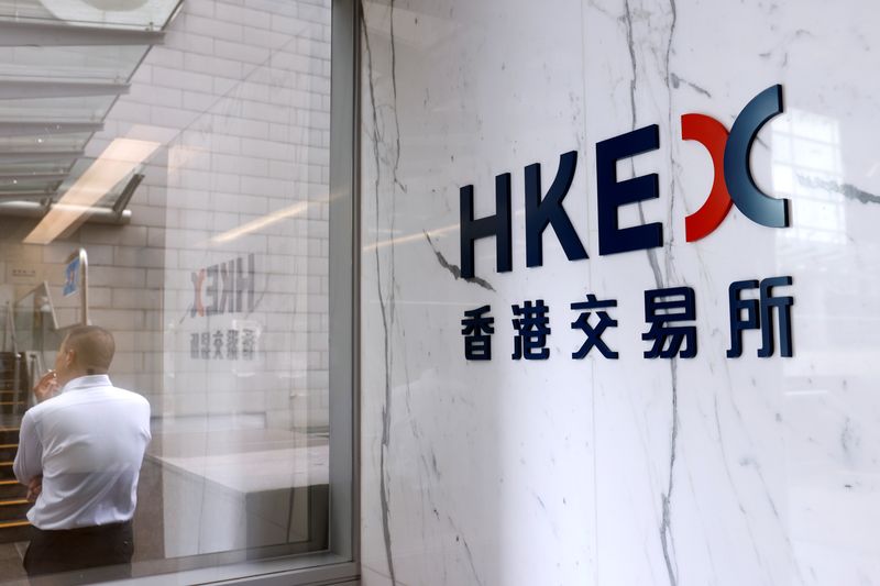 Hong Kong's bourse reports 3% drop in first-half profits, Q2 activities pick up