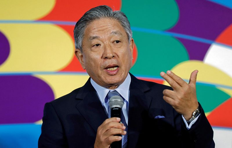 © Reuters. FILE PHOTO: Chung Kwang Tien, Representative of the Taipei Economic and Cultural Center in India, gestures as he answers a question at an event in New Delhi, India, May 8, 2019. REUTERS/Adnan Abidi/File Photo