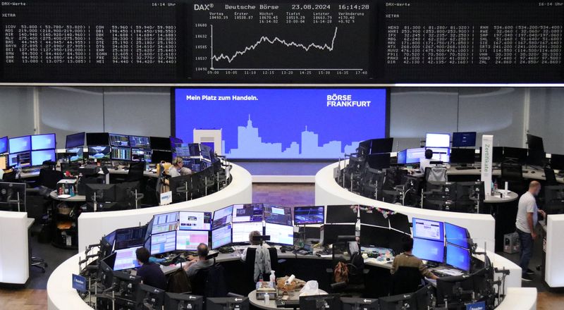 &copy; Reuters. FILE PHOTO: The German share price index DAX graph is pictured at the stock exchange in Frankfurt, Germany, August 23, 2024.     REUTERS/Staff/File Photo