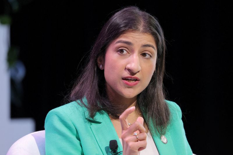 &copy; Reuters. FILE PHOTO: Lina Khan, chair of the Federal Trade Commission, speaks at The Wall Street Journal's Future of Everything Festival in New York City, U.S., May 22, 2024. REUTERS/Andrew Kelly/File Photo