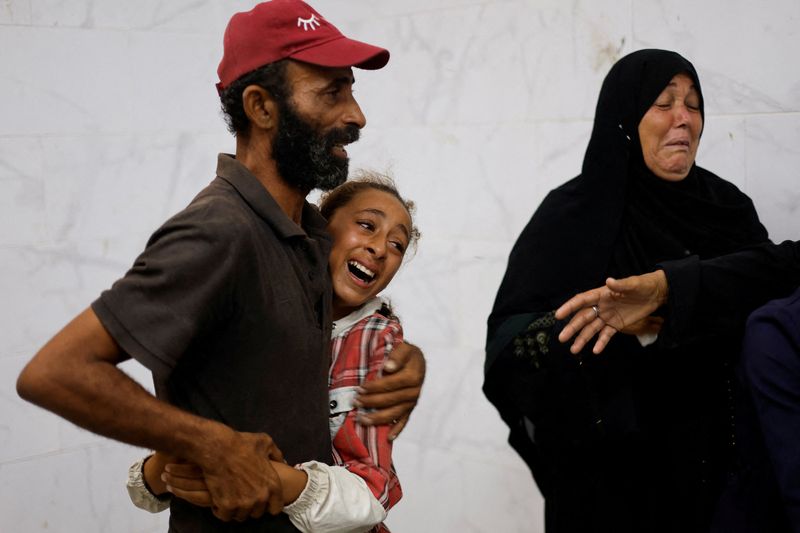 © Reuters. Funeral, Nasser hospital, Khan Younis, August 26, 2024. REUTERS/Mohammed Salem