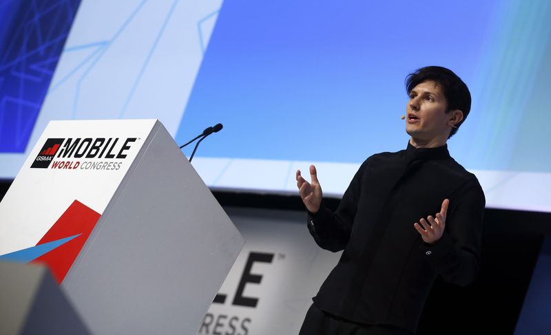 © Reuters. FILE PHOTO: Founder and CEO of Telegram Pavel Durov delivers a keynote speech during the Mobile World Congress in Barcelona, Spain February 23, 2016. REUTERS/Albert Gea/File Photo