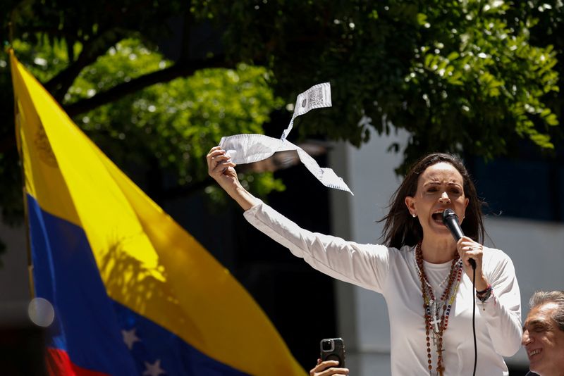 © Reuters. Venezuelan opposition leader Maria Corina Machado speaks during a protest against the election results announced by President Nicolas Maduro's government after he was declared winner of the election, in Caracas, Venezuela August 28, 2024. REUTERS/Leonardo Fernandez Viloria