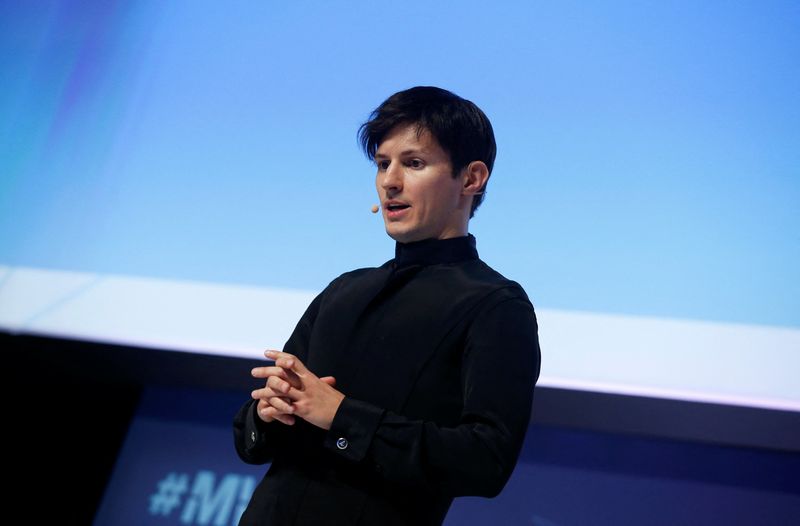 © Reuters. FILE PHOTO: Founder and CEO of Telegram Pavel Durov delivers a keynote speech during the Mobile World Congress in Barcelona, Spain February 23, 2016. REUTERS/Albert Gea/File Photo