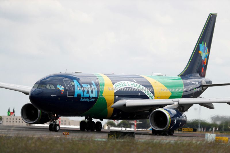 &copy; Reuters. FILE PHOTO: An Azul  Brazilian Airlines Airbus A330-200 plane prepares to take off at Lisbon airport, Portugal, July 5, 2018. REUTERS/Rafael Marchante/File Photo