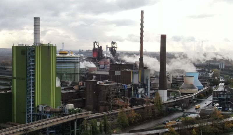 &copy; Reuters. A general view of the steel plant of ThyssenKrupp in Duisburg, Germany, November 24, 2023. REUTERS/Stephane Nitschke/File Photo