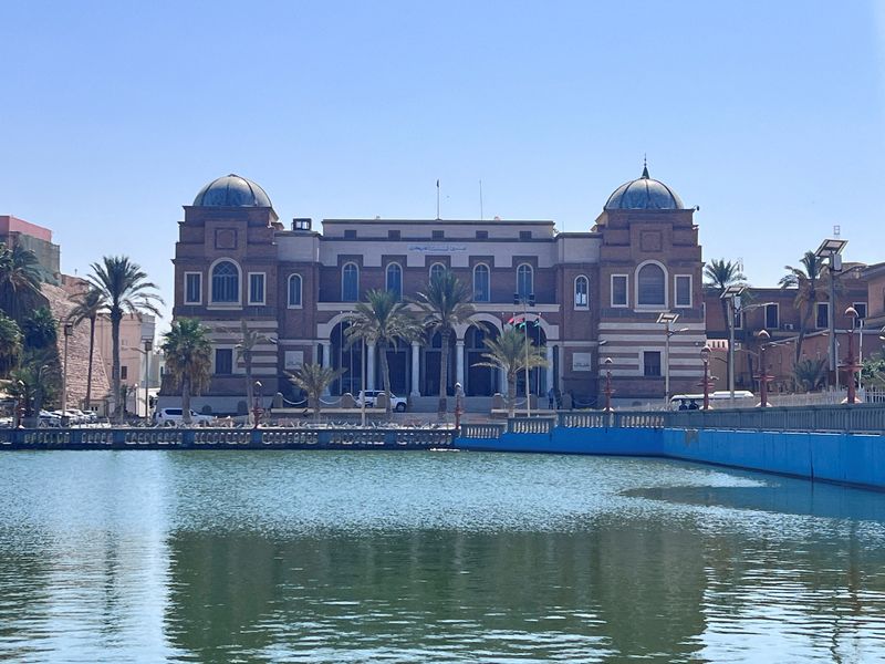 &copy; Reuters. FILE PHOTO: A view of the Central Bank of Libya in Tripoli, Libya, August 26, 2024. REUTERS/Aymen Sahli/File Photo