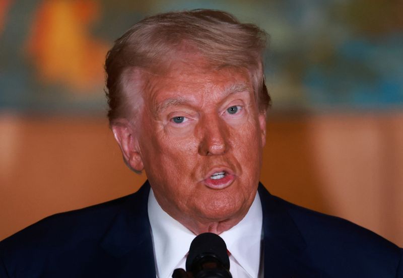 &copy; Reuters. FILE PHOTO: Republican presidential nominee and former U.S. President Donald Trump speaks during his "No Tax on Tips" campaign event in Il Toro E La Capra restaurant in Las Vegas, Nevada, U.S. August 23, 2024. REUTERS/David Swanson/File Photo