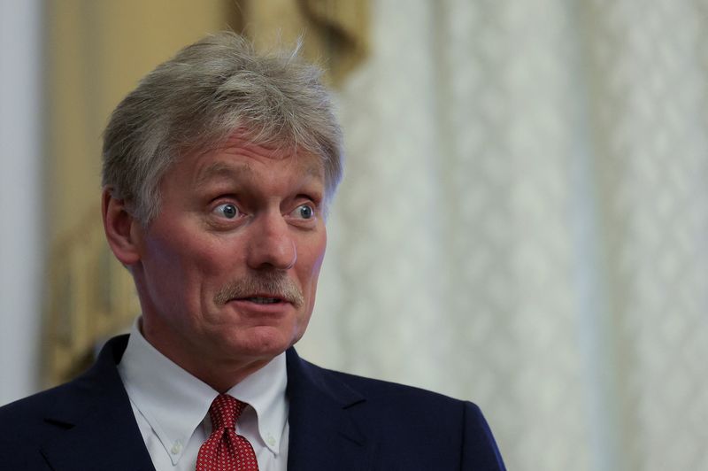 &copy; Reuters. FILE PHOTO: Kremlin spokesman Dmitry Peskov takes part in talks held by Russia's President Vladimir Putin and President of the New Development Bank (NDB) Dilma Rousseff on the sidelines of the St. Petersburg International Economic Forum (SPIEF) in Saint P