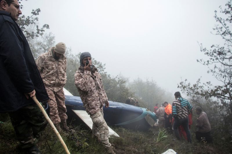 &copy; Reuters. Rescue team works following a crash of a helicopter carrying Iran's President Ebrahim Raisi, in Varzaqan, East Azerbaijan Province, Iran, May 20, 2024. Stringer/WANA (West Asia News Agency) via REUTERS/File Photo