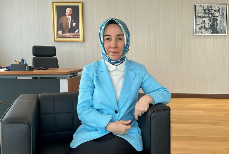 © Reuters. Hatice Karahan, Deputy Governor of the Turkish Central Bank, poses for a picture during an interview with Reuters in Istanbul, Turkey, September 2, 2024. REUTERS/Nevzat Devranoglu