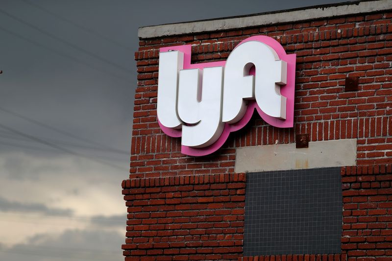 &copy; Reuters. FILE PHOTO: The Lyft Driver Hub is seen in Los Angeles, California, U.S., March 20, 2019.  REUTERS/Lucy Nicholson/File Photo