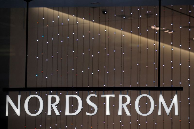 © Reuters. FILE PHOTO: A Nordstrom store is pictured in New York, U.S., March 1, 2021. REUTERS/Brendan McDermid/File Photo