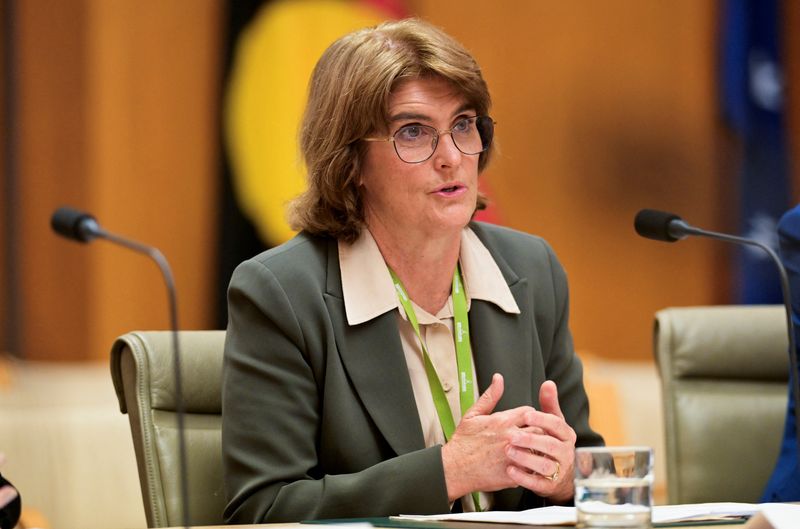 © Reuters. FILE PHOTO: Reserve Bank of Australia Governor Michele Bullock speaks as she addresses the House of Representatives Standing Committee on the Economy at the Australian Parliament House, Canberra, Australia August 16, 2024. REUTERS/Tracey Nearmy/File Photo