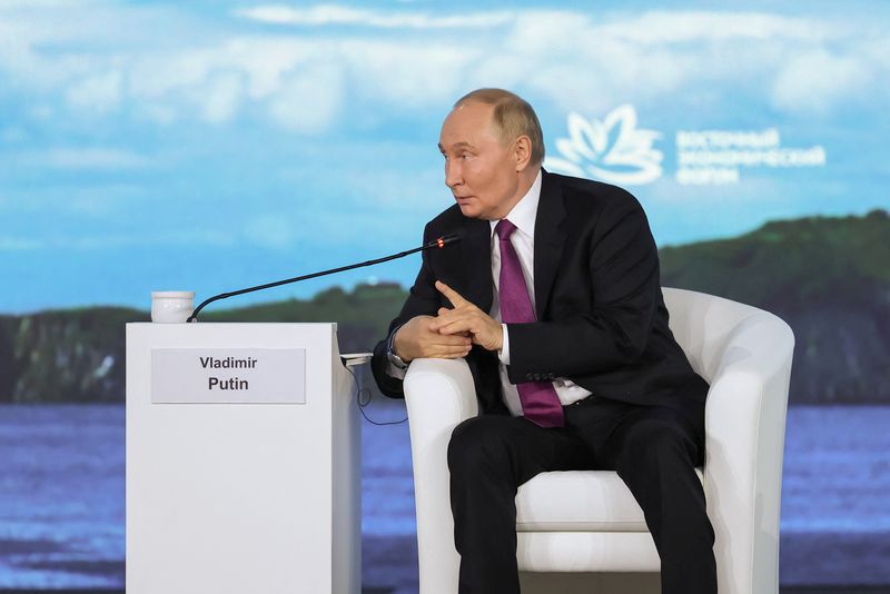 © Reuters. Russian President Vladimir Putin attends a plenary session of the Eastern Economic Forum in Vladivostok, Russia September 5, 2024. Vyacheslav Viktorov/Roscongress Foundation via REUTERS