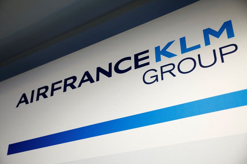 &copy; Reuters. FILE PHOTO: The logo of Air France-KLM Group is seen during their Annual Results 2023 press conference in Paris, France, February 29, 2024. REUTERS/Sarah Meyssonnier/File Photo