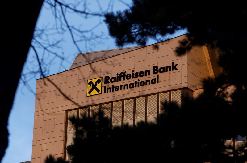 &copy; Reuters. FILE PHOTO: The logo of Raiffeisen Bank International (RBI) is seen at its headquarters in Vienna, Austria, March 14, 2023. REUTERS/Leonhard Foeger/File Photo