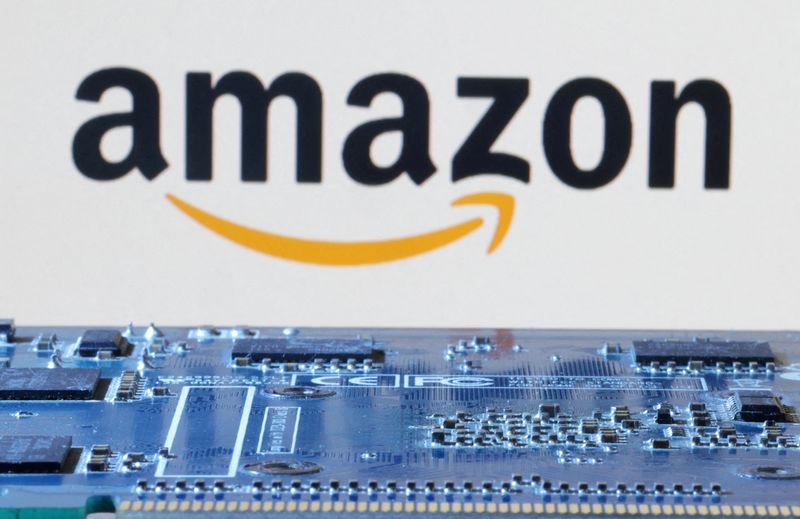 &copy; Reuters. FILE PHOTO: Amazon logo is seen near computer motherboard in this illustration taken January 8, 2024. REUTERS/Dado Ruvic/Illustration/File Photo