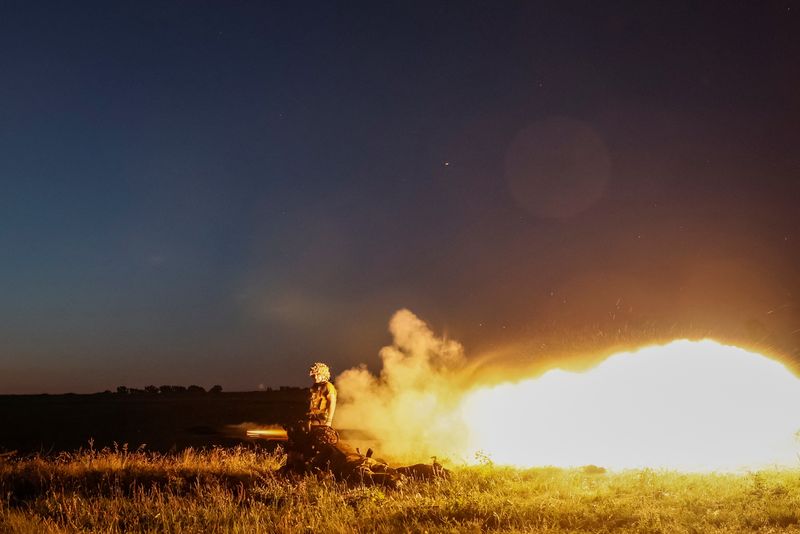 © Reuters. Ukrainian military drill, Donetsk region, June 13, 2024. REUTERS/Alina Smutko