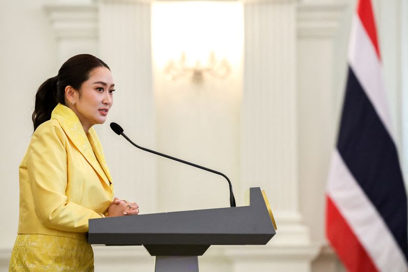 © Reuters. Thailand's Prime Minister Paetongtarn Shinawatra speaks during a press conference after a special cabinet meeting at the Government house in Bangkok, Thailand, September 7, 2023. REUTERS/Athit Perawongmetha