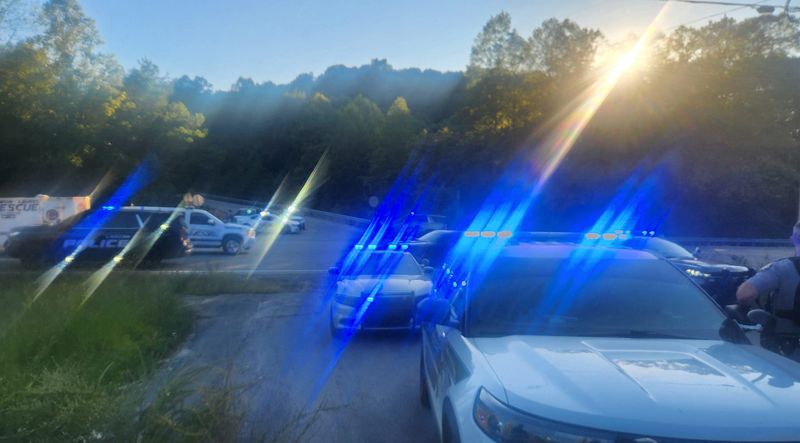 © Reuters. I-75 highway after reports of multiple people shot north of London, Kentucky. September 7, 2024. Laurel County Sheriff's Office/Handout via REUTERS