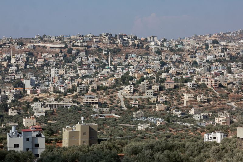 © Reuters. FILE PHOTO: A general view of Beita, in the Israeli-occupied West Bank September 7, 2024.REUTERS/Ammar Awad/File Photo