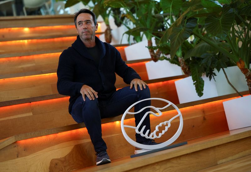 &copy; Reuters. FILE PHOTO: Marcos Galperin, chief executive of Latin American e-commerce MercadoLibre, poses for a photograph during an interview with Reuters, at MercadoLibre's offices in Buenos Aires, Argentina September 6, 2024. REUTERS/Agustin Marcarian/File Photo