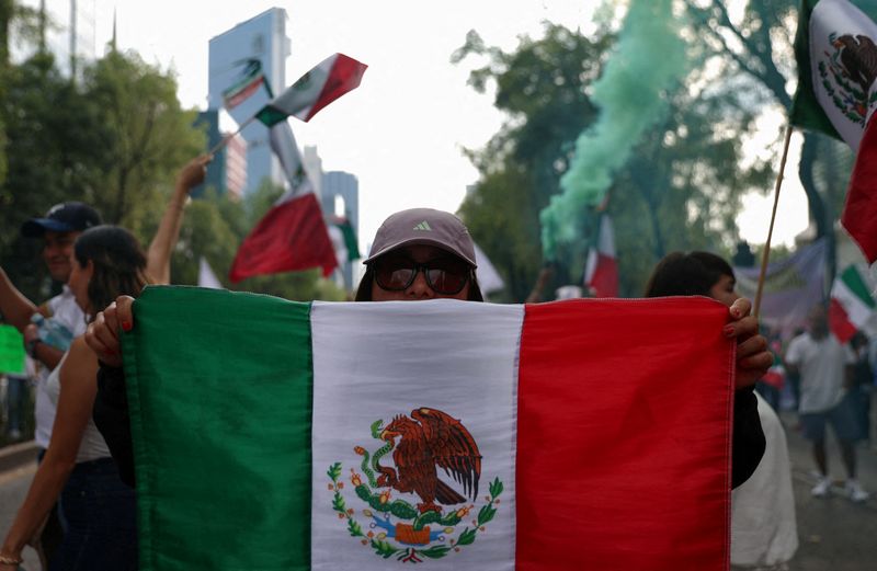 &copy; Reuters. Protesto contra a polêmica reforma do Judiciário, na Cidade do Méxicon08/09/2024nREUTERS/Luis Cortes