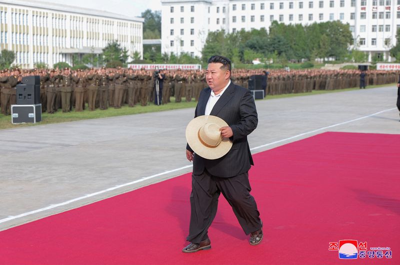 © Reuters. FILE PHOTO: North Korean leader Kim Jong Un visits O Jin U Artillery Academy in North Korea September 6, 2024 in this photo released by North Korea's official Korean Central News Agency. KCNA via REUTERS/File photo