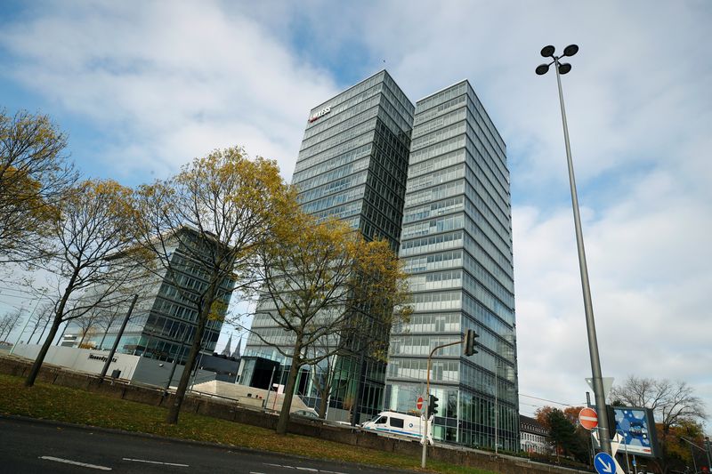 © Reuters. The headquarters of chemicals maker Lanxess are seen in Cologne, Germany November 15, 2018. REUTERS/Wolfgang Rattay/File Photo